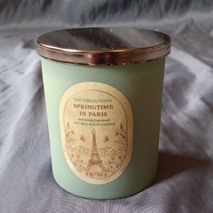 Bath & Body Works Springtime in Paris single wick candle